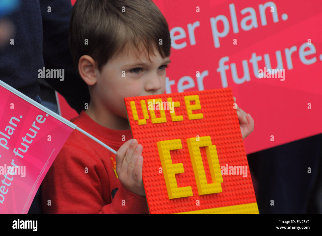Hastings, East Sussex, UK. 2nd May, 2015.Young Ed Miliband supporter at Sussex Coast College The key marginal seat in Hastings and Rye Constituency is currently held by Conservative Amber Rudd.. Credit:  David Burr/Alamy Live News Stock Photo
