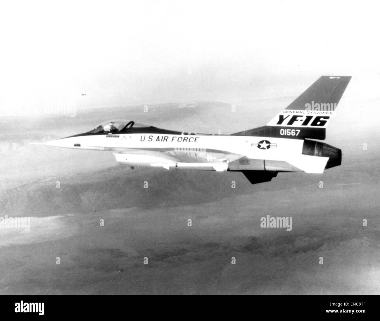 Yf 16 aircraft hi-res stock photography and images - Alamy