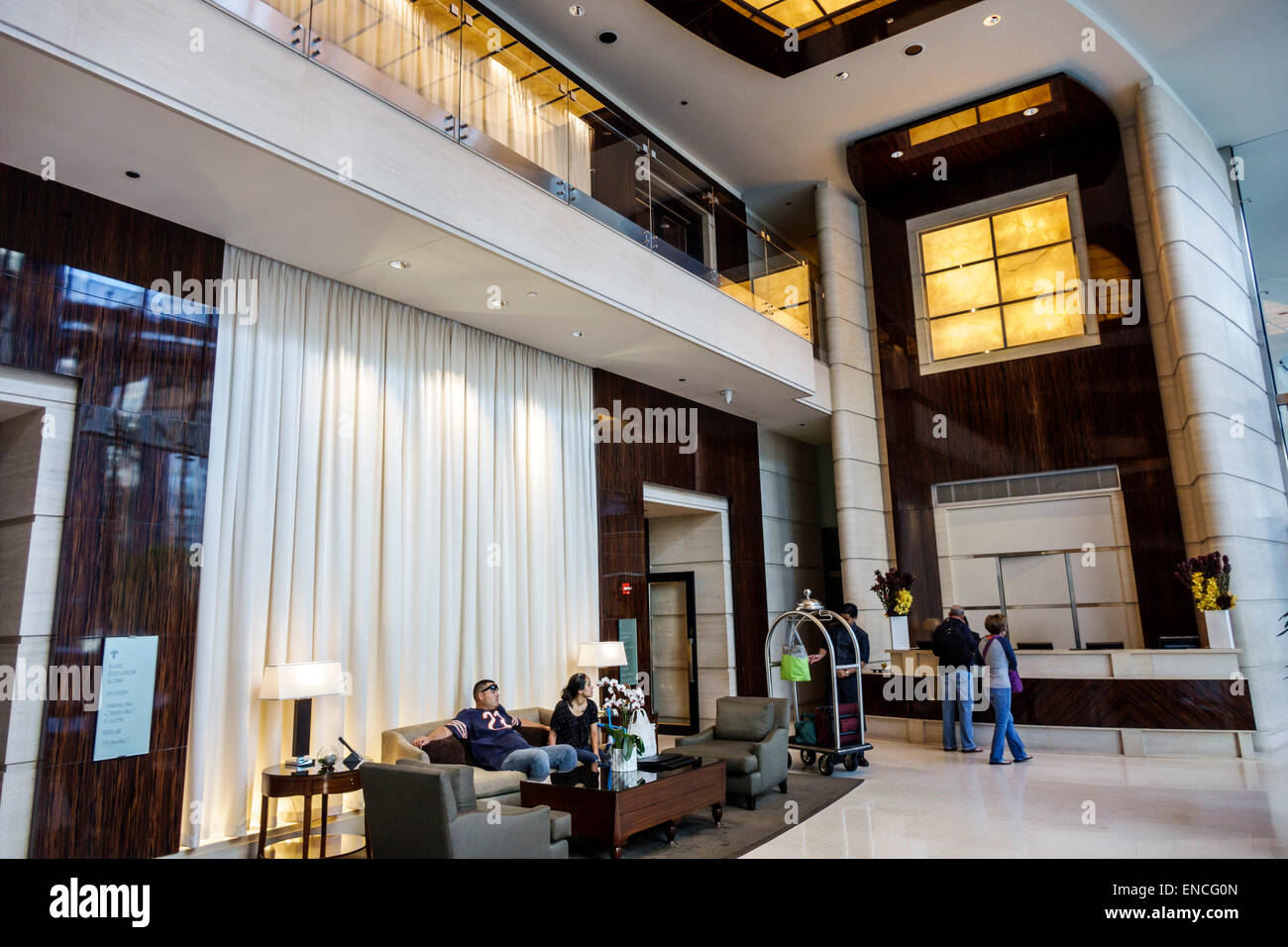 Illinois Chicago Downtown Magnificent Mile Trump International Stock Photo Alamy