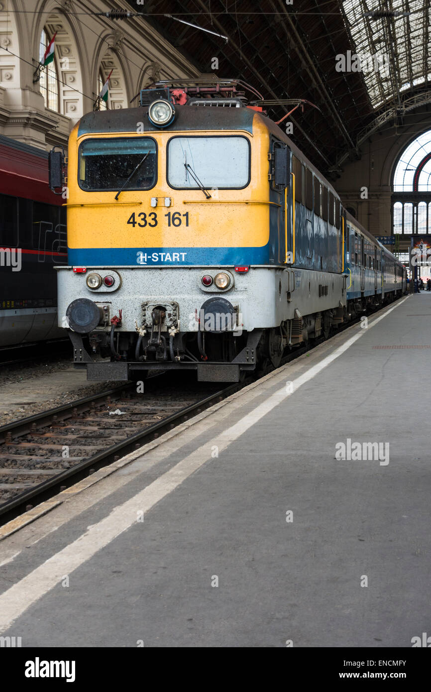 MAV class V43 electric loco at the head of a passenger train at Budapest Keleti railway station Stock Photo