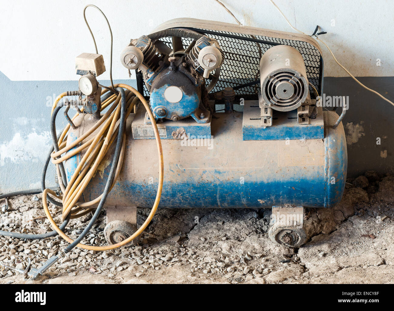 Old air compressor hi-res stock photography and images - Alamy
