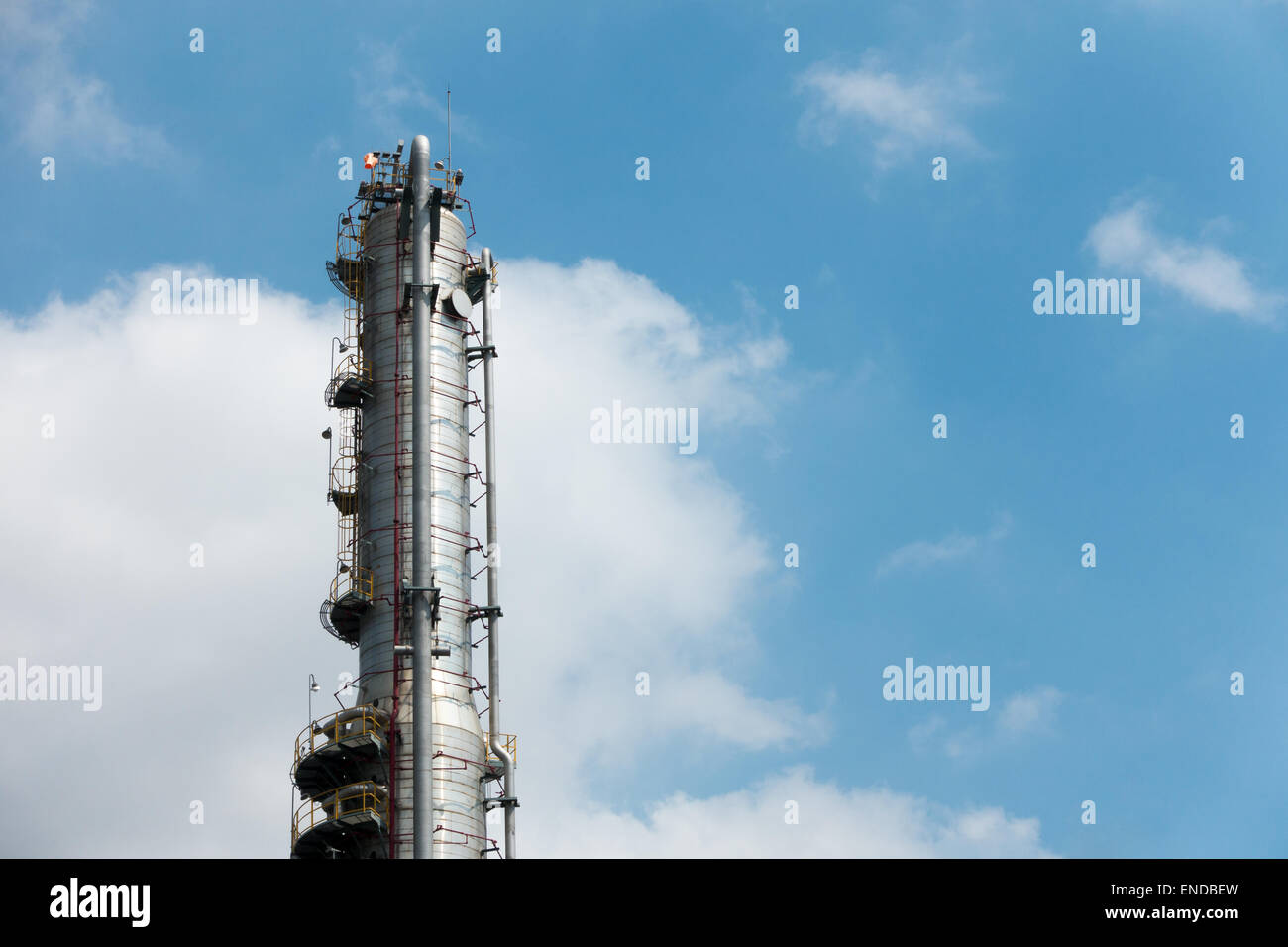 Process Columns of Natural Gas Plant with blue sky background Stock Photo