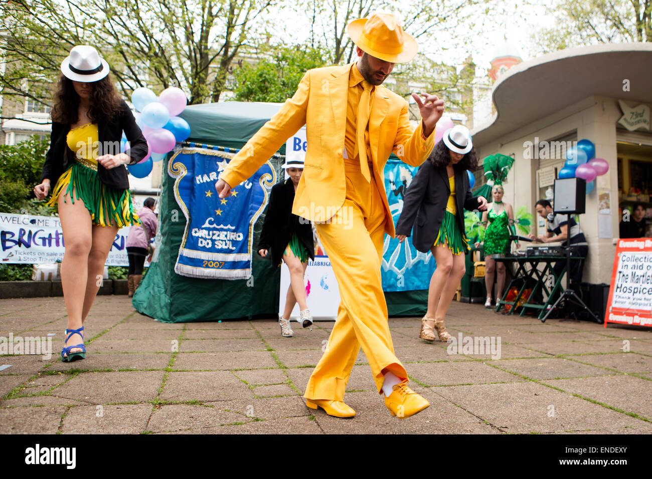 Beleza Brighton supporting Martlets Hospice performing a selection of Brazilian dance. This is part of Fringe City, Brighton Fringe, Pavilion Gardens, Brighton, East Sussex, UK. 3rd may 2015 Stock Photo