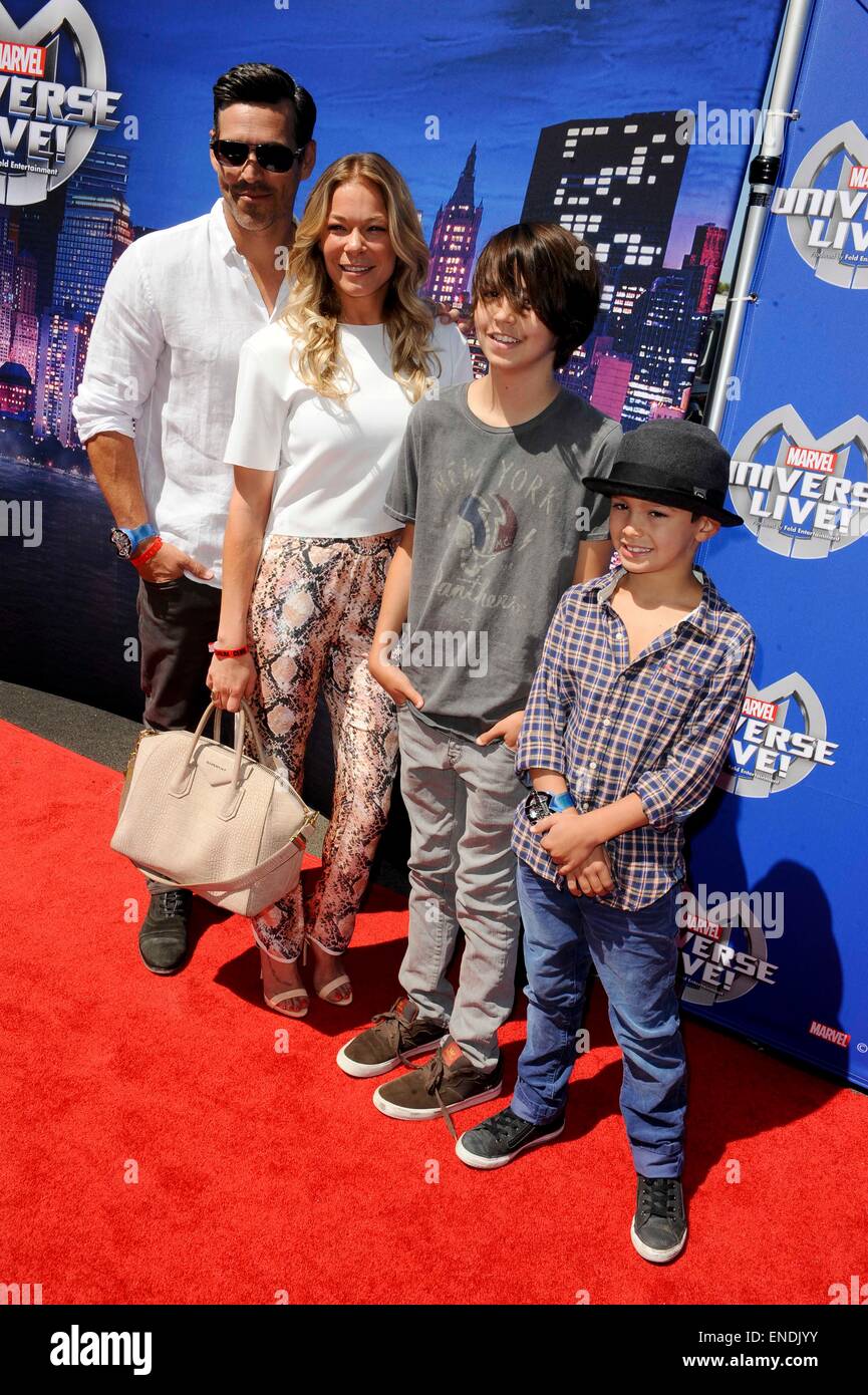Inglewood, Los Angeles, USA. 2nd May, 2015. LeAnn Rimes & Eddie Cibrian attends Marvel Universe LIVE! Celebrity premiere at The Forum on May 2, 2015 in Inglewood Los Angeles Credit:  dpa picture alliance/Alamy Live News Stock Photo