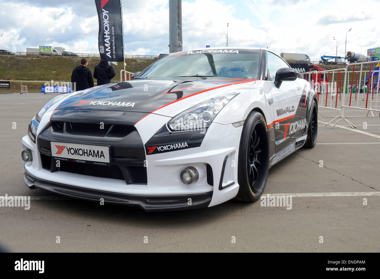Racing car Nissan GTR Stock Photo - Alamy