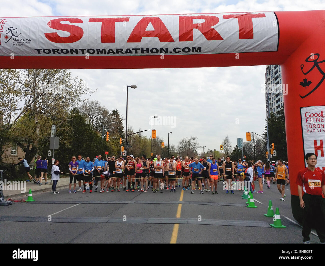 Toronto, Canada. 3rd May, 2015. Over 14,000 runners from over fifty countries participated in the Goodlife Toronto Marathon Sunday, May 3, 2015. Credit:  NISARGMEDIA/Alamy Live News Stock Photo