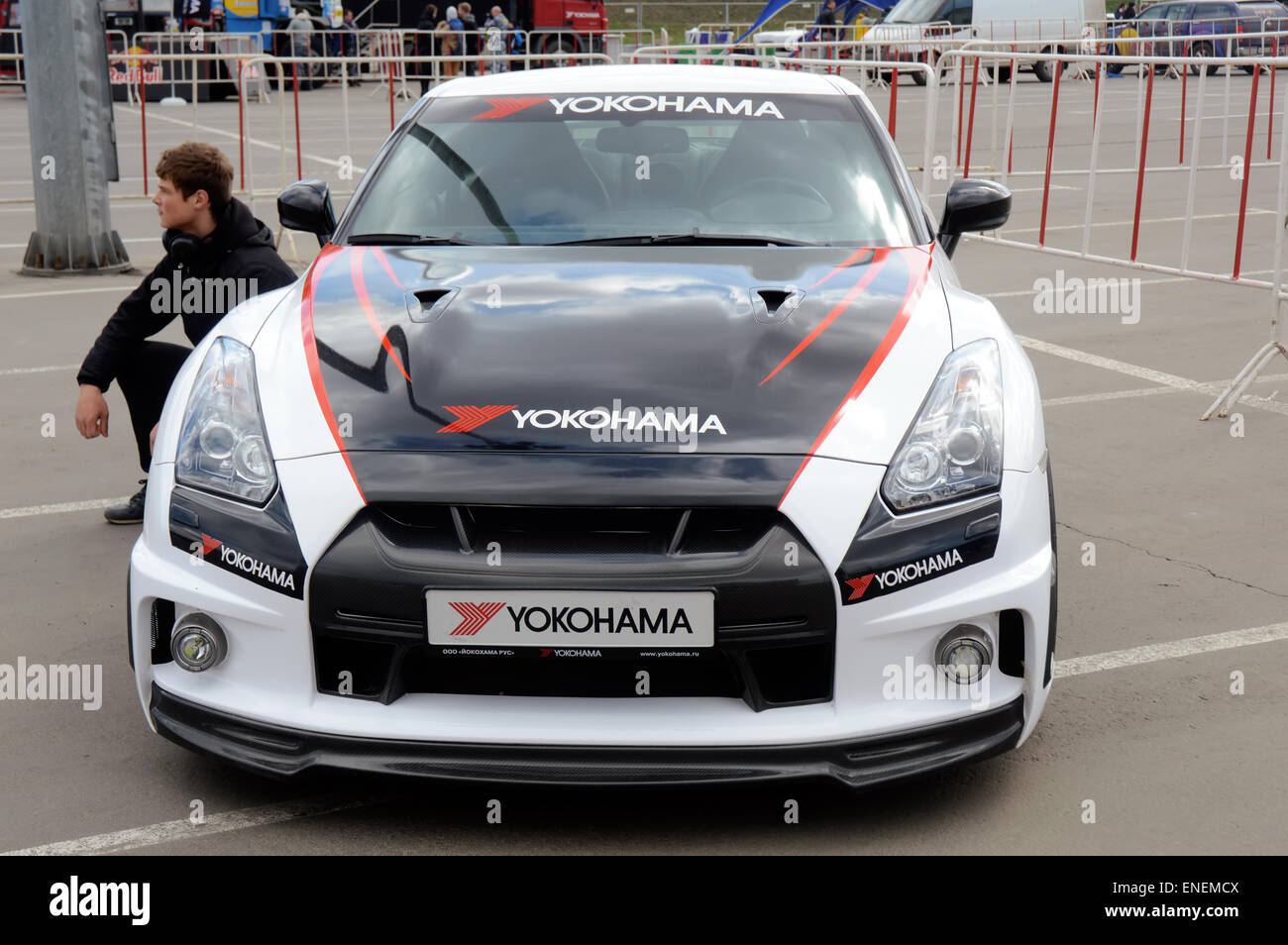 Racing car Nissan GTR Stock Photo - Alamy
