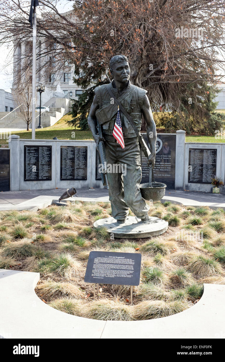 Bronze statue of Utah soldier by Mark Davenport surrounded by Clyde Ross Morgan's circular wall Stock Photo