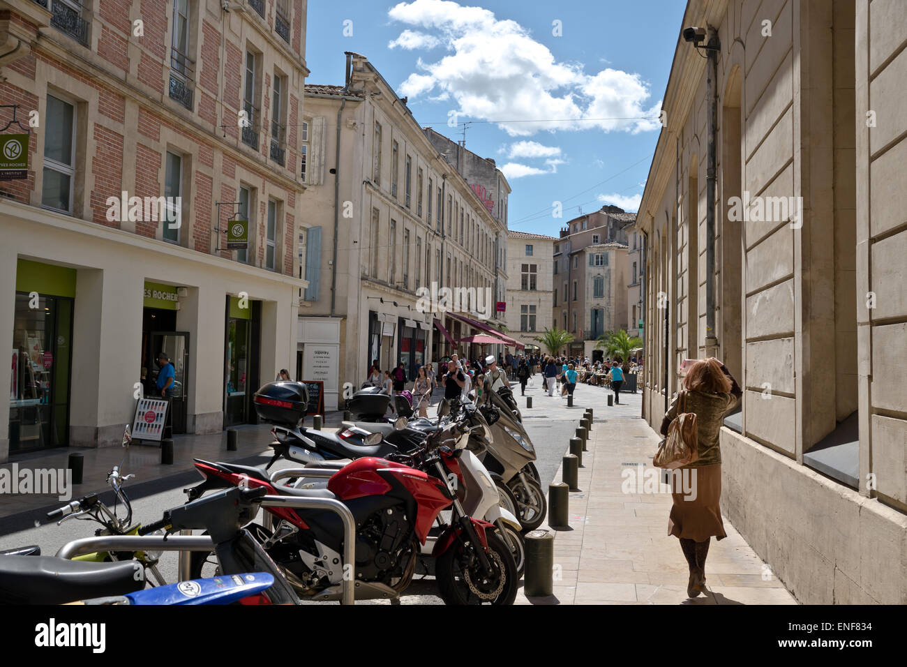 Nimes france street hi-res stock photography and images - Alamy