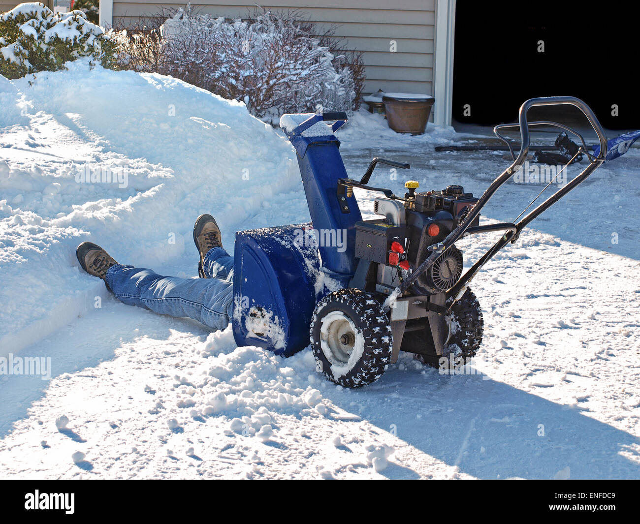 Snowblower funny hi-res stock photography and images - Alamy