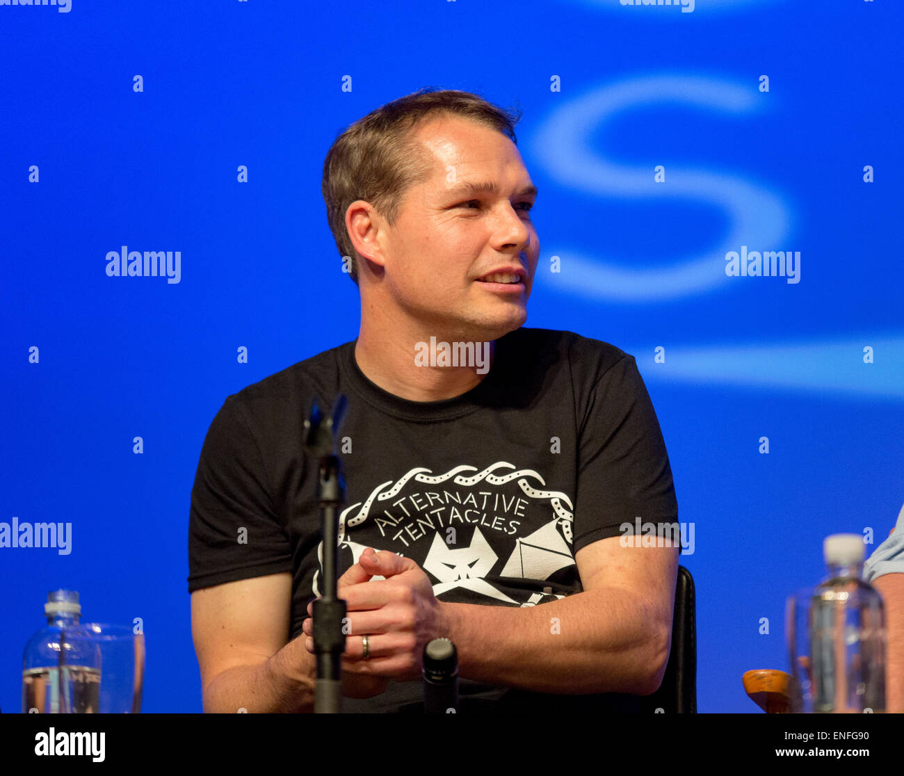 Shepard fairey hires stock photography and images Alamy