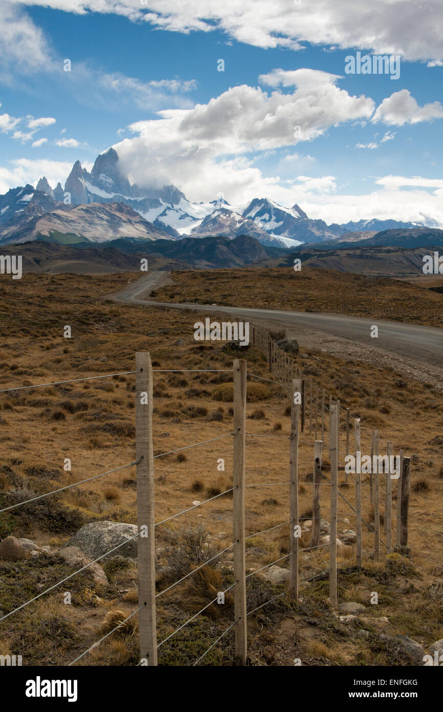 Route to El Chalten town, Mount Fitz Roy massif, Los Glaciares National Park, Santa Cruz Patagonia Argentina Stock Photo