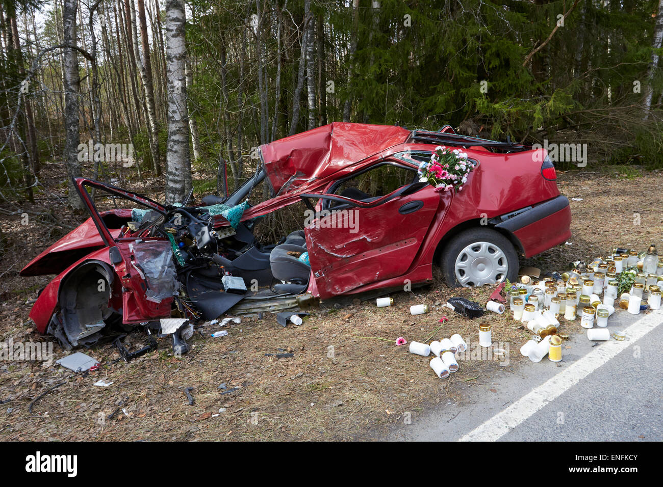 Accident flowers damage hires stock photography and images Alamy