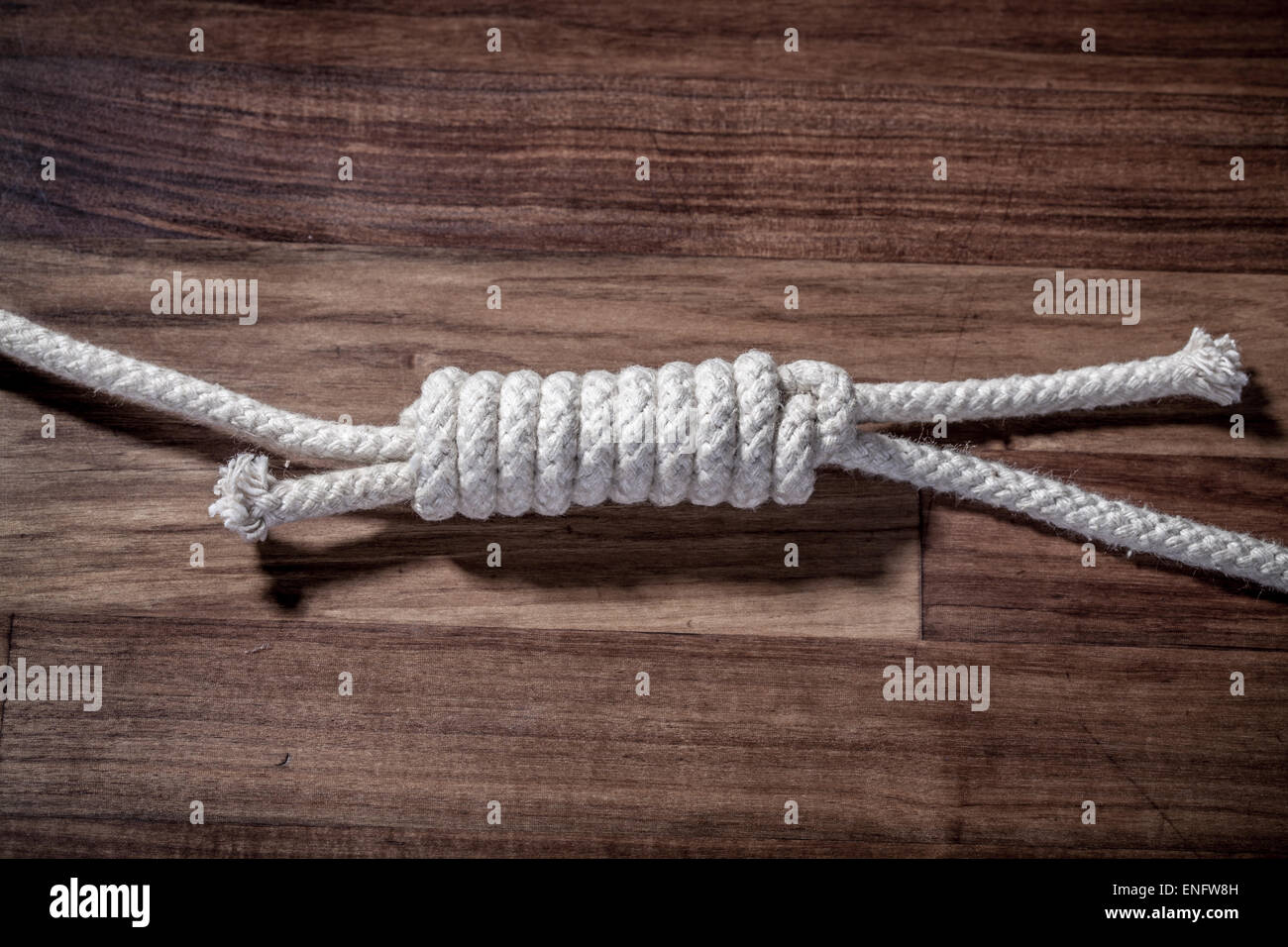 Double fisherman knot hi-res stock photography and images - Alamy