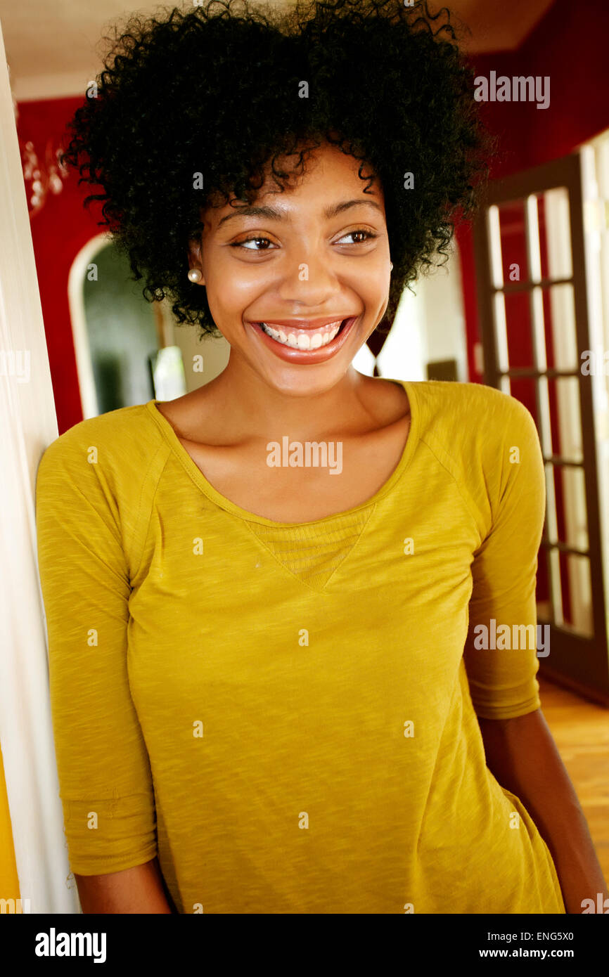 Close up of smiling black woman Stock Photo - Alamy