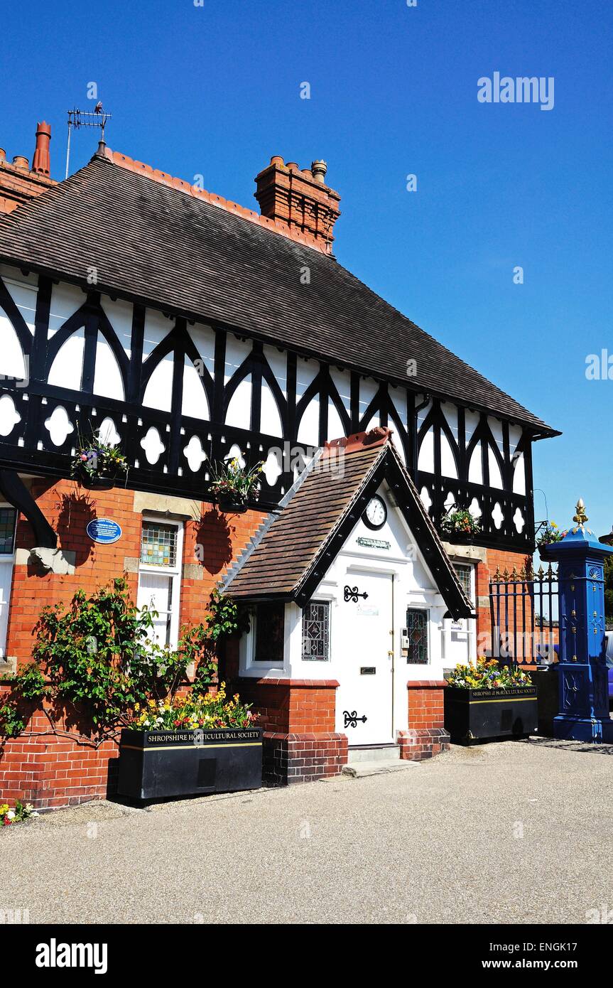 Quarry Lodge at the entrance to the Quarry Park, Shrewsbury, Shropshire