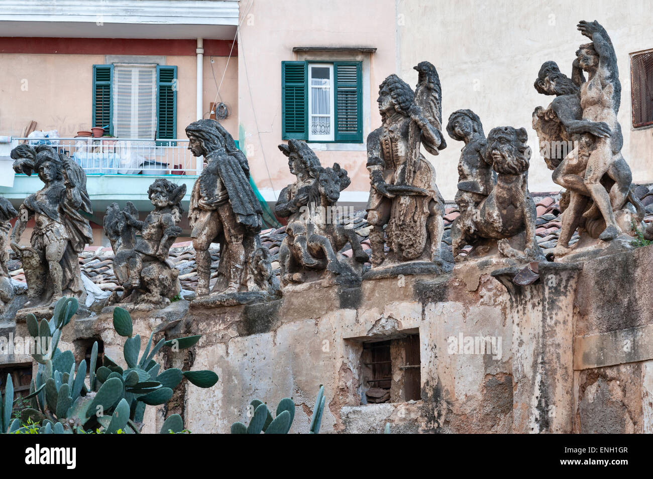 Famous sicilian baroque hi-res stock photography and images - Page 2 - Alamy, image size:1300x955