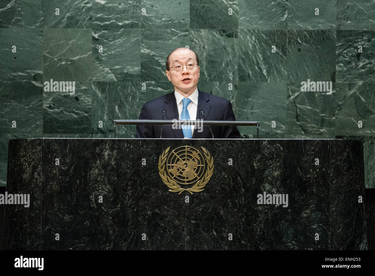 New York, USA. 5th May, 2015. China's permanent representative to the United Nations. 5th May, 2015. Liu Jieyi, China's permanent representative to the United Nations, speaks during a UN General Assembly's special meeting to commemorate all victims of WWII at the UN headquarters in New York on May 5, 2015. A UN General Assembly (GA) special meeting kicked off here on Tuesday to commemorate victims of the Second World War. Credit:  Li Muzi/Xinhua/Alamy Live News Stock Photo