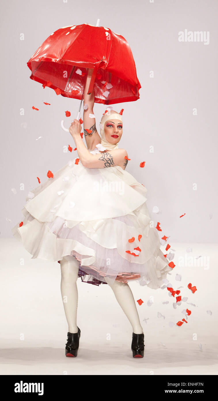 umbrella fashion dress Silk Pleated Bust Umbrella Dress main image 0