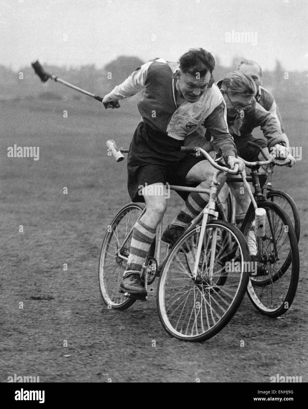 Cycle polo hi res stock photography and images Alamy