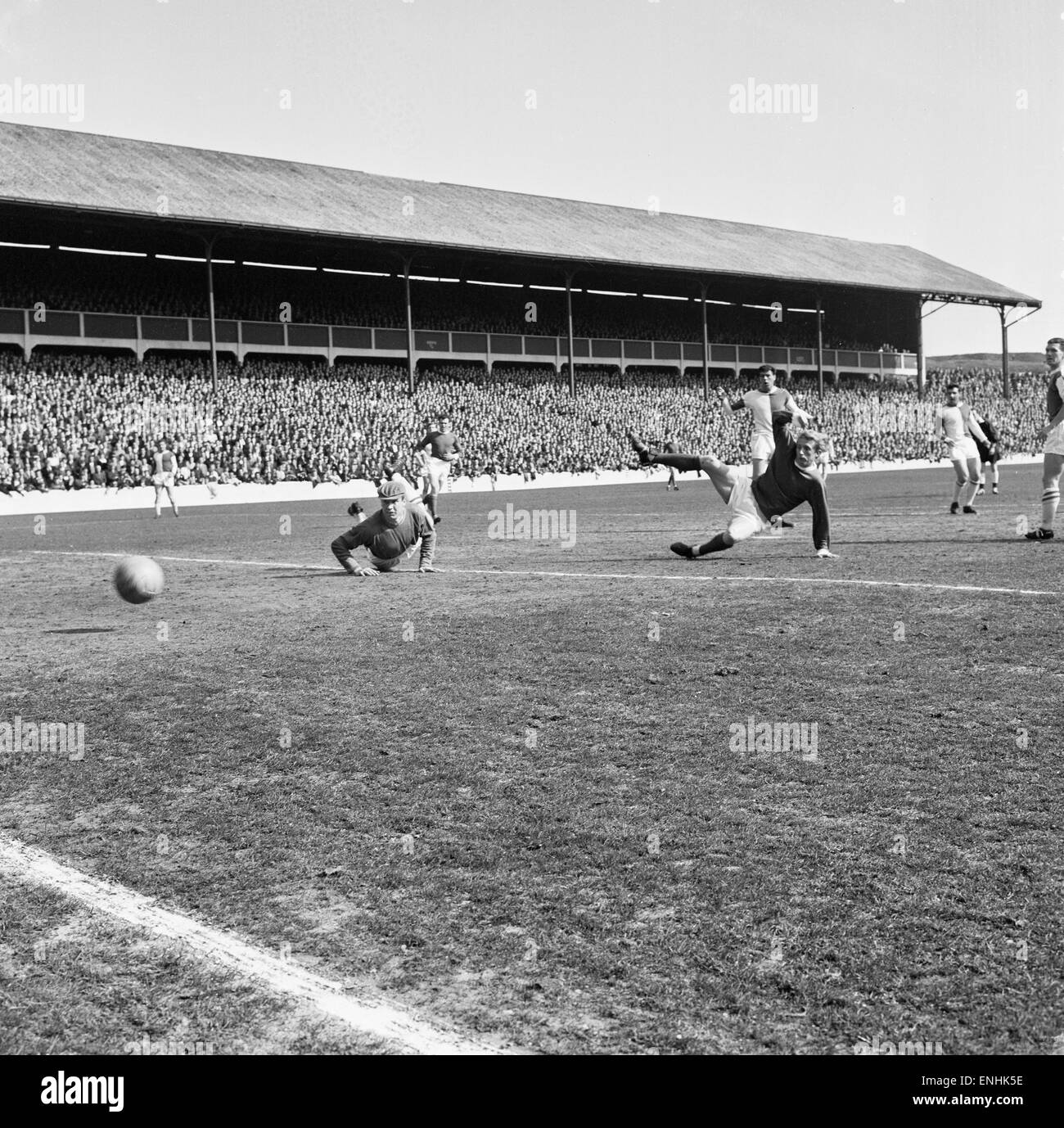 Fred Else Blackburn rovers 1960s hi-res stock photography and images - Alamy