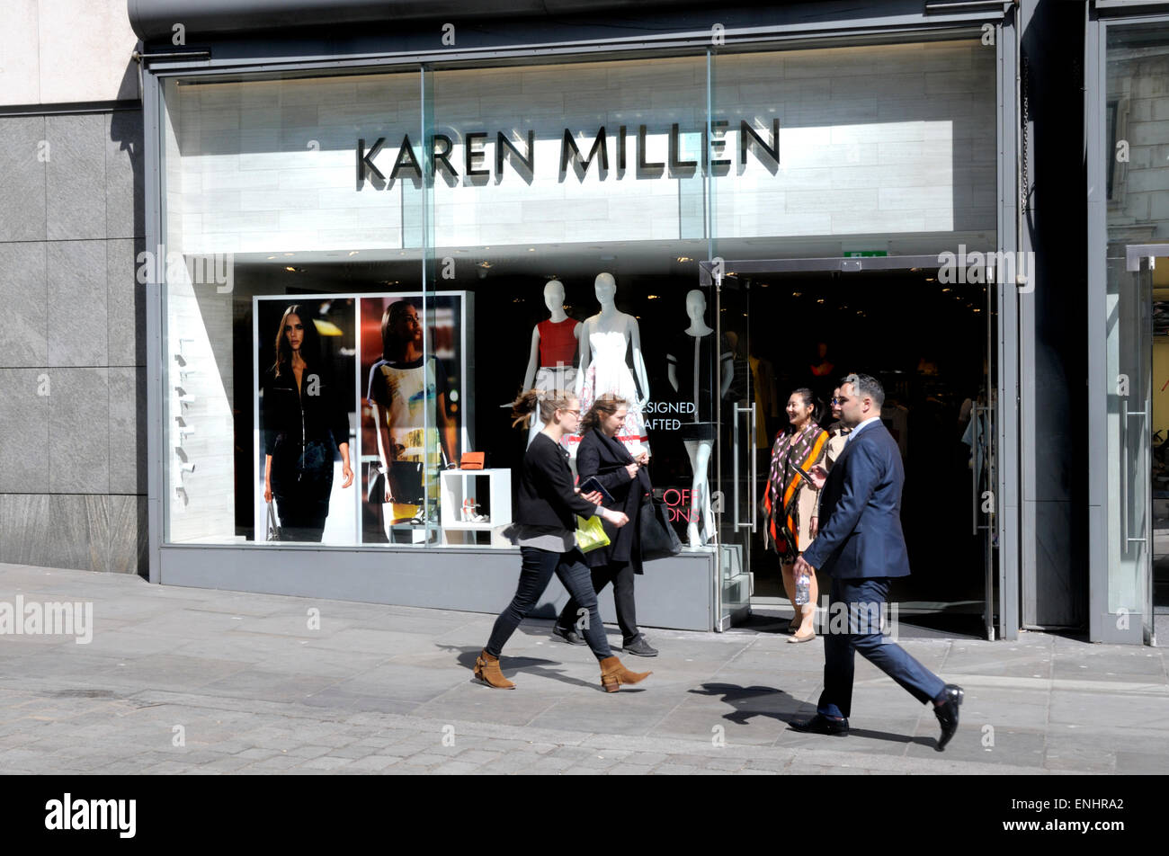 Bezienswaardigheden bekijken Gepensioneerd Piket London, England, UK. Karen Millen shop in Covent Garden Stock Photo - Alamy