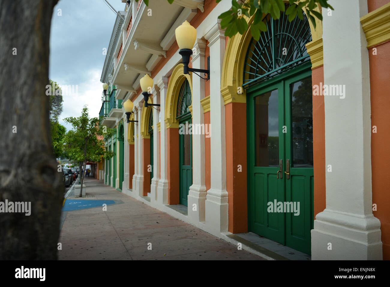 Side view of the Juana Diaz City Hall building. Alcadia. Juana Diaz