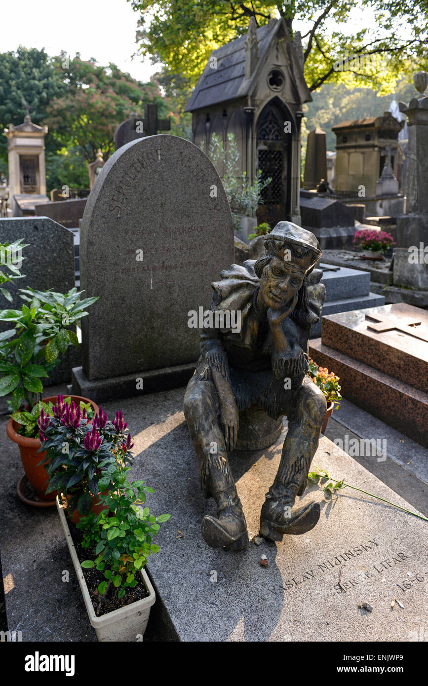 Tomb of Vaslav Nijinsky, Cimètiere de Montmartre cemetery, Paris, France Stock Photo
