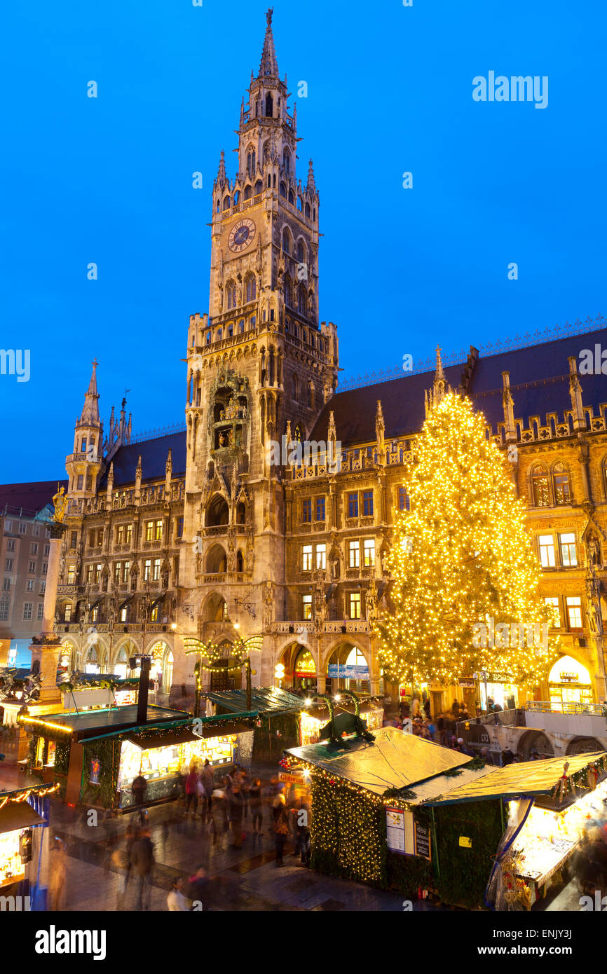 Overview of the Marienplatz Christmas Market and the New Town Hall, Munich, Bavaria, Germany, Europe Stock Photo