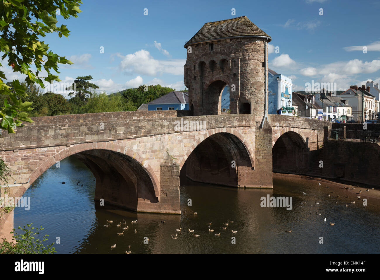 Monnow Bridge and Gate over the River Monnow, Monmouth, Monmouthshire, Wales, United Kingdom, Europe Stock Photo