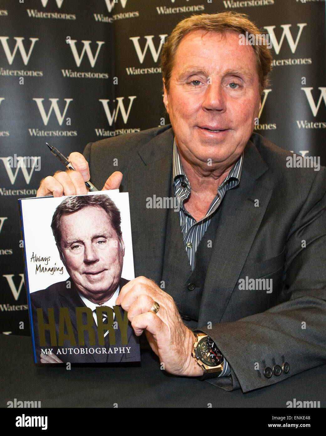 Football manager Harry Redknapp signs copies of his autobiography 'Always Managing' at Waterstones, Leadenhall Market in London. Stock Photo