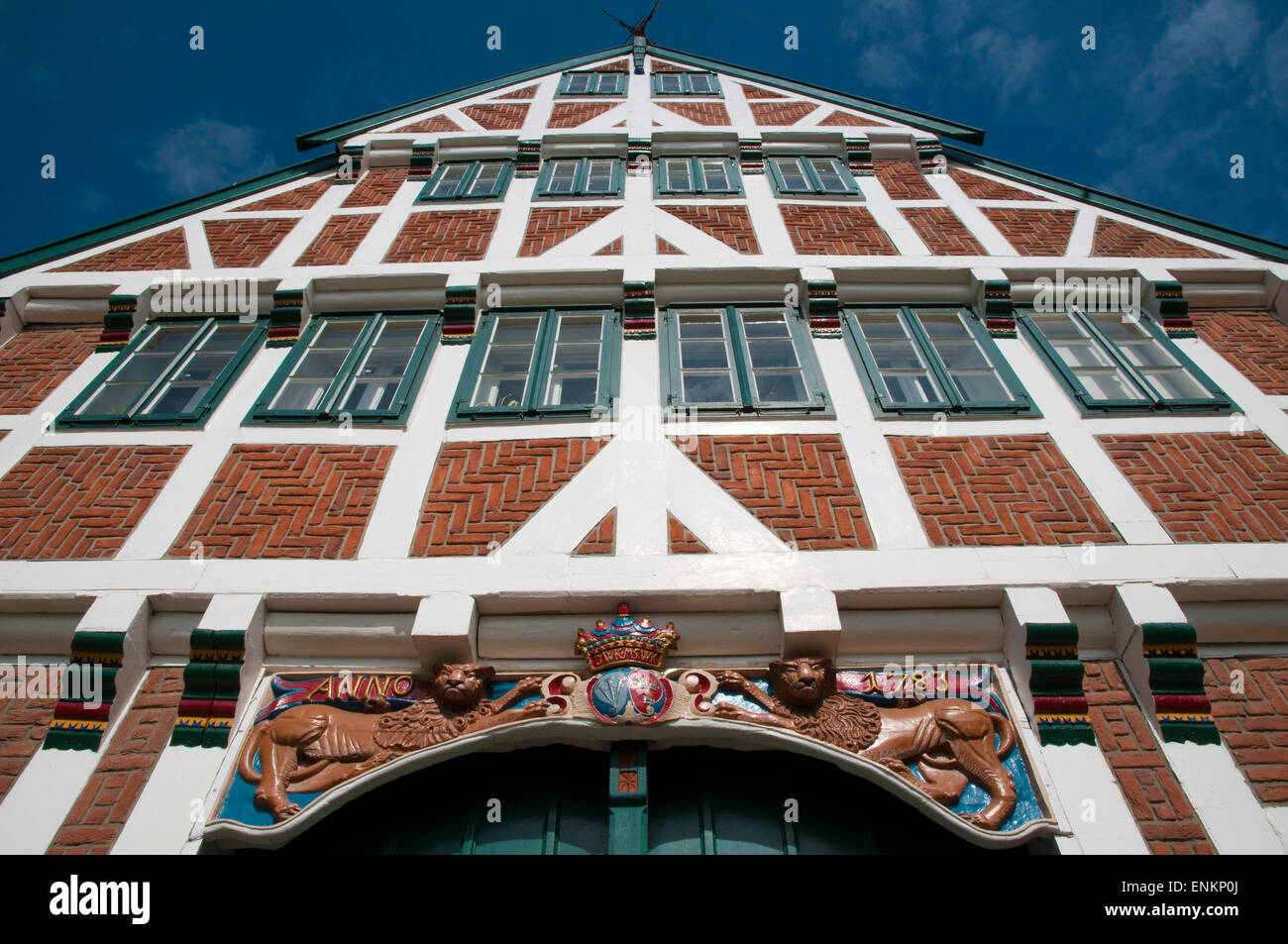 Fachwerkhaus, Ortskern, Jork, Altes Land, Niedersachsen, Deutschland |  timber framed house, village centre, Jork, Altes Land, L Stock Photo