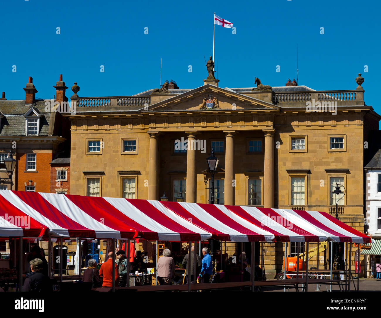 The Market Square and Town Hall in Newark on Trent a traditional market town in Nottinghamshire East Midlands England UK Stock Photo