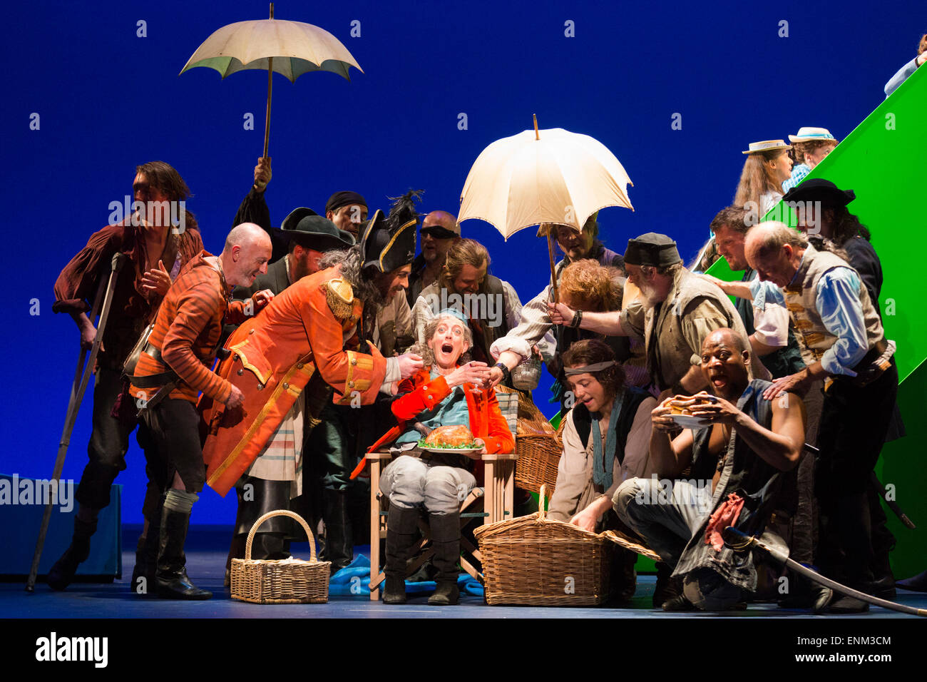 London, UK. 7 May 2015. Dress rehearsal of the Gilbert and Sullivan comic opera 'The Pirates of Penzance' at the London Coliseum. Award winning director Mike Leigh makes his operatic directing debut with The Pirates of Penzance. The ENO production opens at the London Coliseum on 9 May 2015 and runs for 14 productions until 27 June 2015. The English National Opera production is conducted by David Parry. Cast: Andrew Shore as Major-General Stanley, Joshua Bloom as The Pirate King, Alexander Robin Baker as Samuel, Robert Murray as Frederic, the Pirate Apprentice, Jonathan Lemalu as Sergeant of th Stock Photo