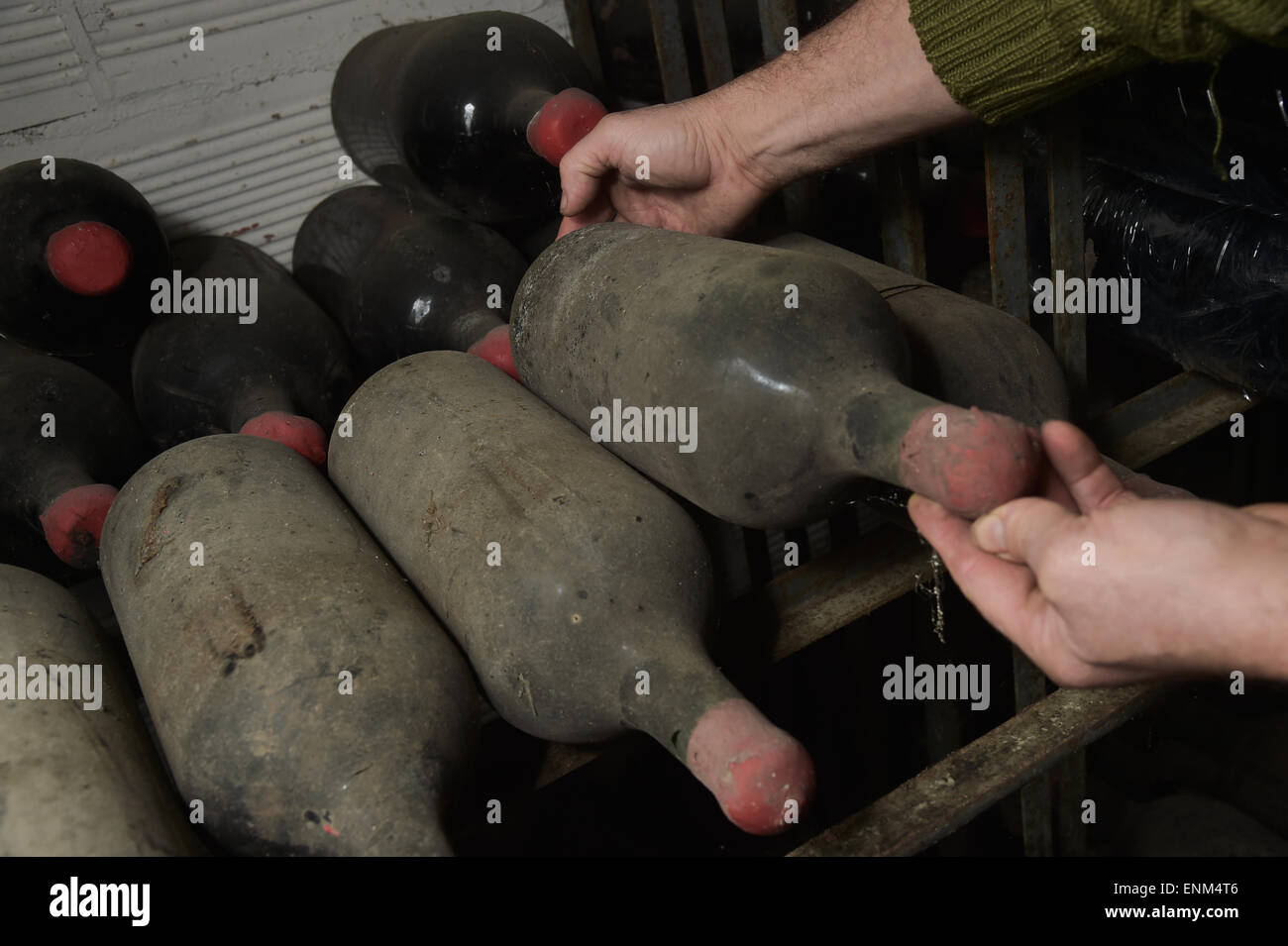 Wine cellar with old dusty bottles hi-res stock photography and images ...