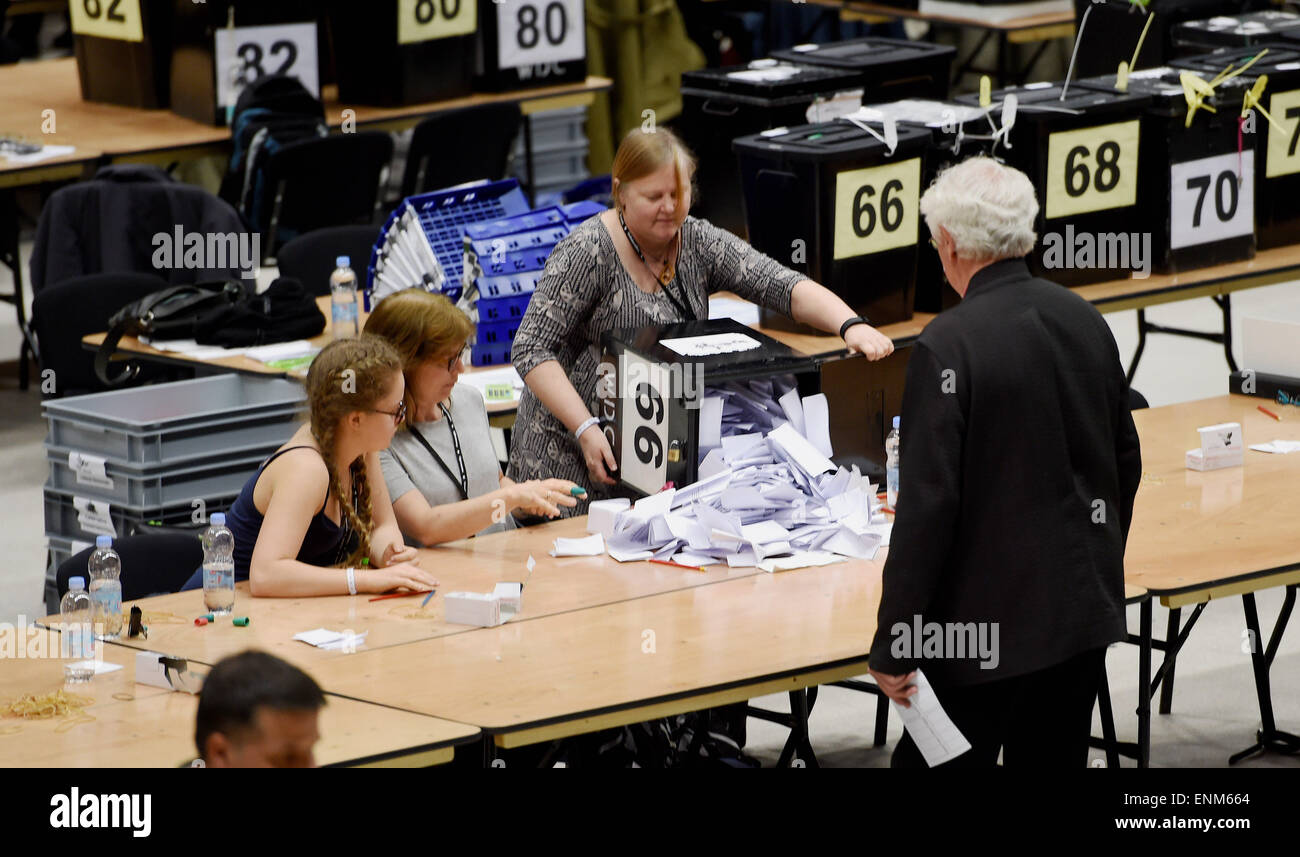 Brighton UK 8th May 2015 Early scenes in The Brighton Centre as they