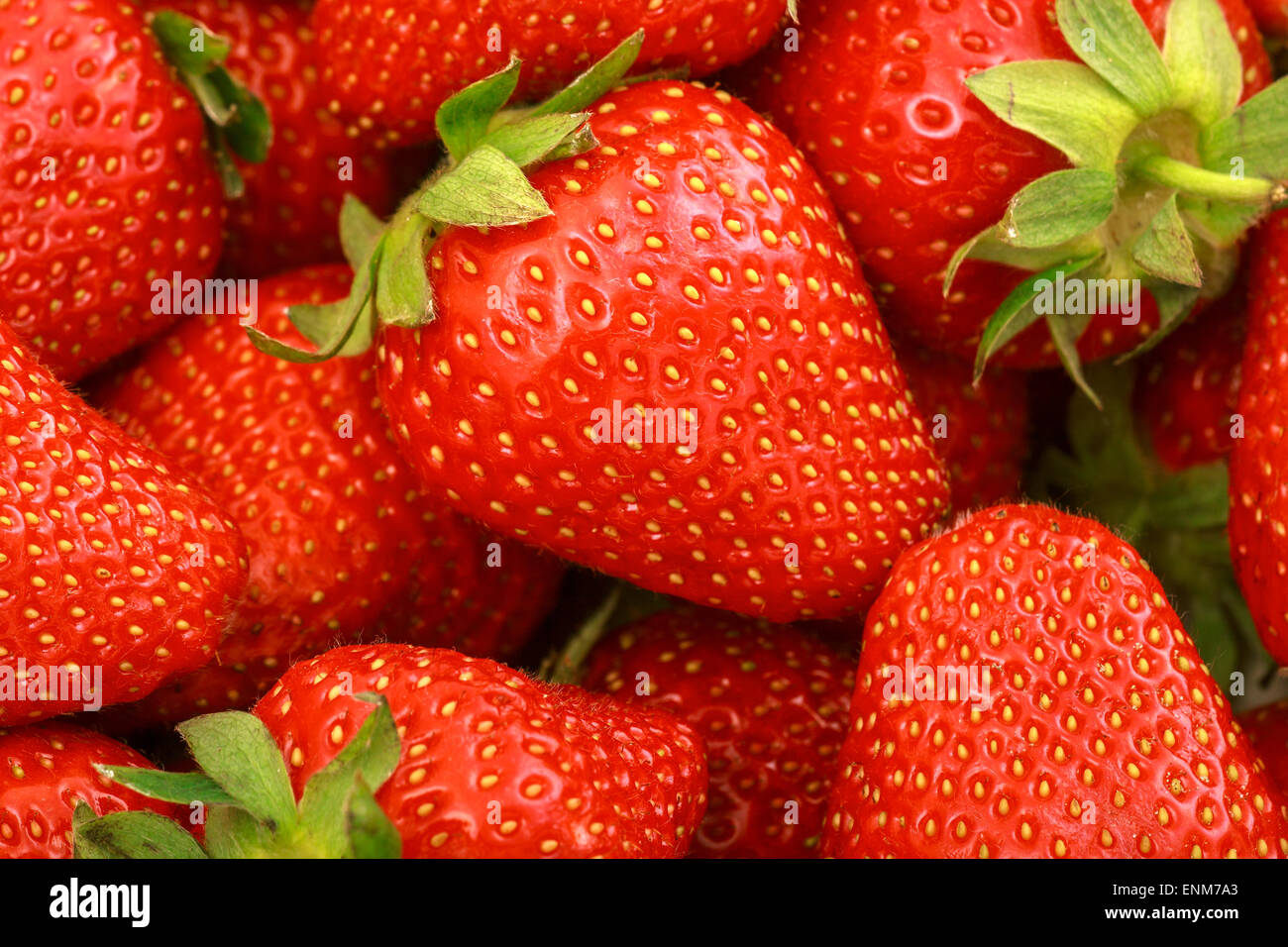 Fresh ripe strawberries full frame background Stock Photo - Alamy