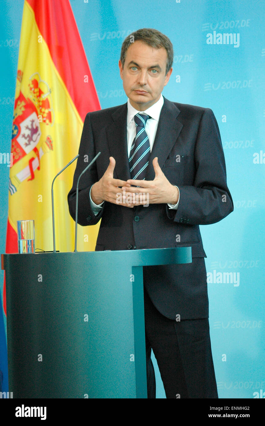 Jose Luis Rodriguez Zapatero - Treffen der dt. BKin mit dem spanischen PM, Bundeskanzleramt, 15. Juni 2007, Berlin-Tiergarten.Bankverbindung: Konto-Nr Stock Photo