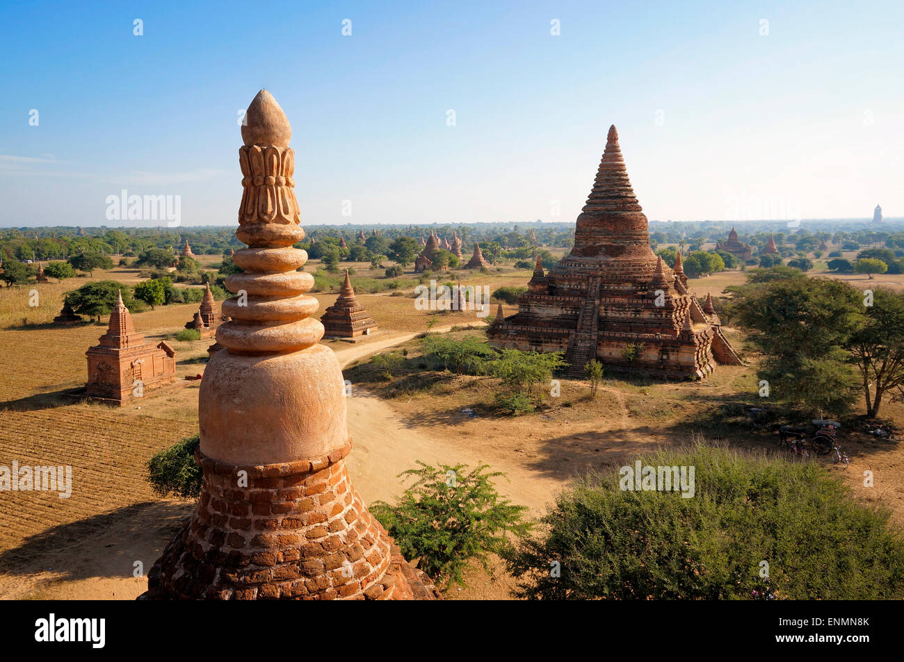 Bagan myanmar pagoda hi-res stock photography and images - Alamy