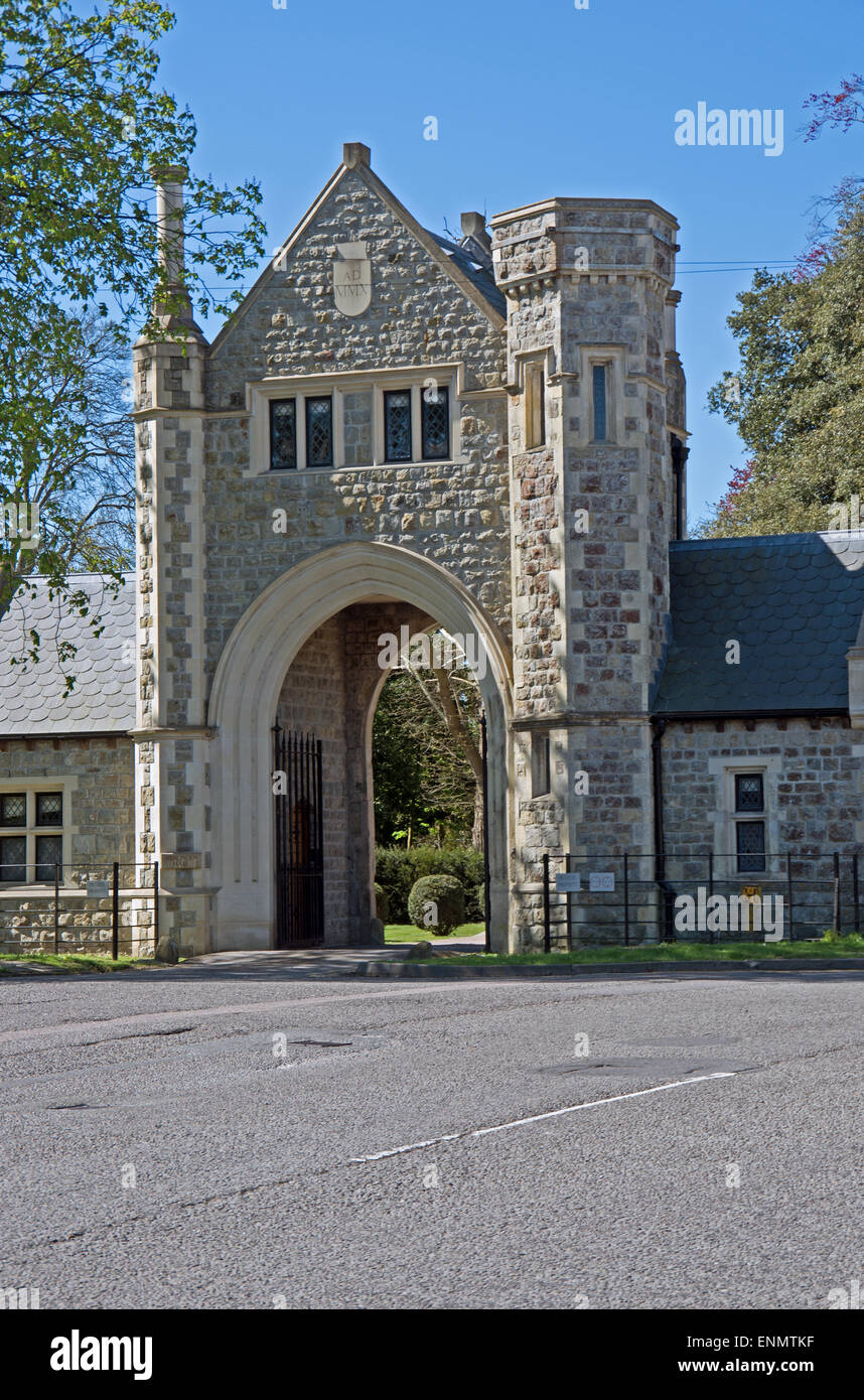 Heronden Hall Tenterden Kent England Old Arch Stock Photo Alamy