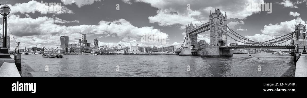 Black & white panorama of Tower Bridge, the Tower of London and the city with the river Thames Stock Photo