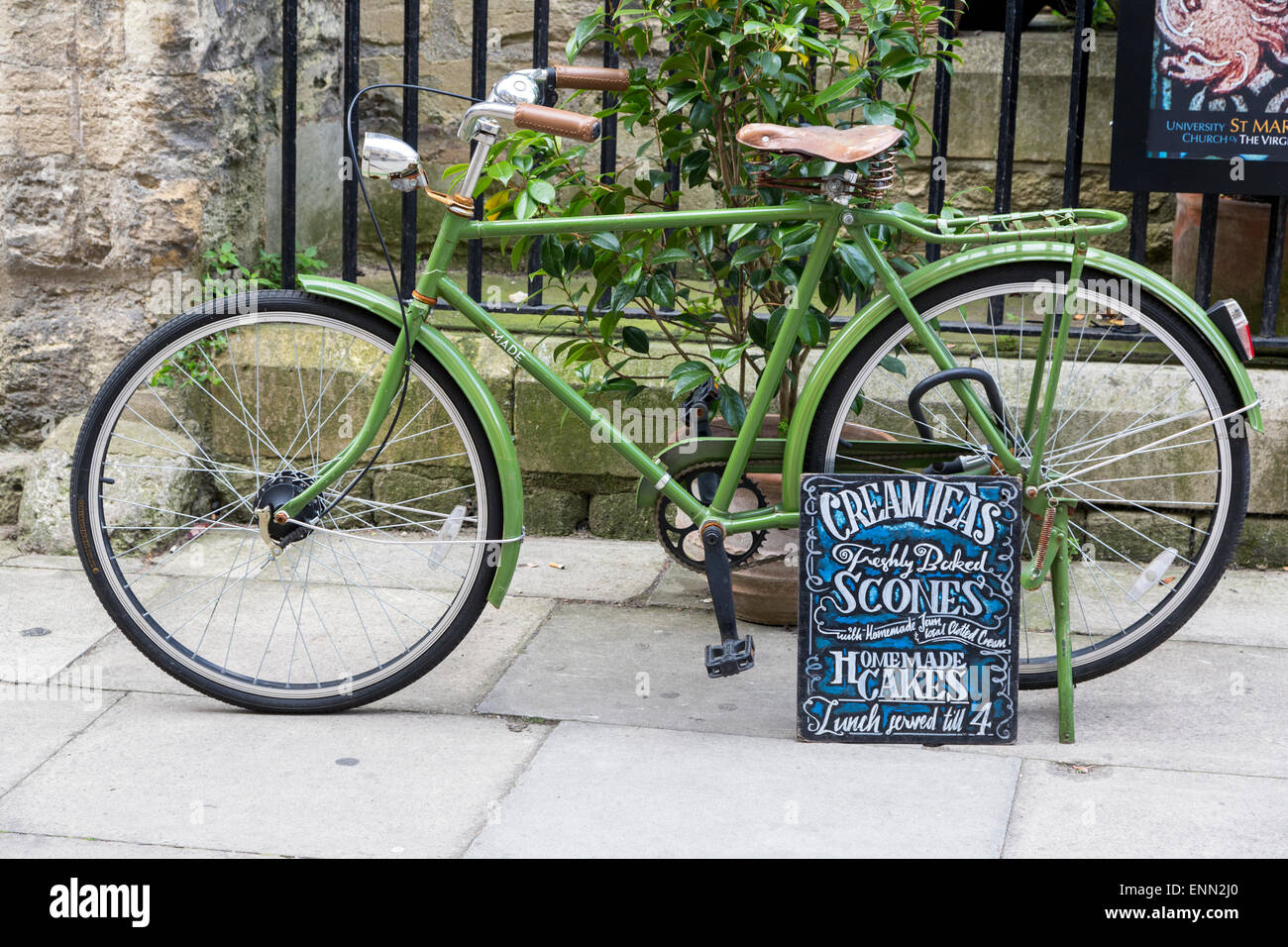 UK, England, Oxford.  Bicycle Advertising Local Cafe. Stock Photo