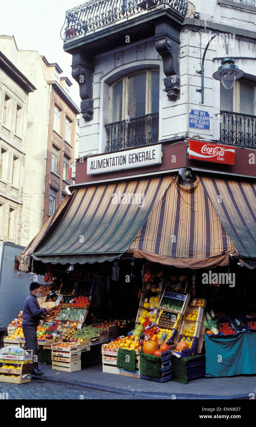 BEL, Belgium, Brussels, food shop at the Rue Riches-Claires.  BEL, Belgien, Bruessel, Lebensmittelgeschaeft in der Rue Riches-Cl Stock Photo