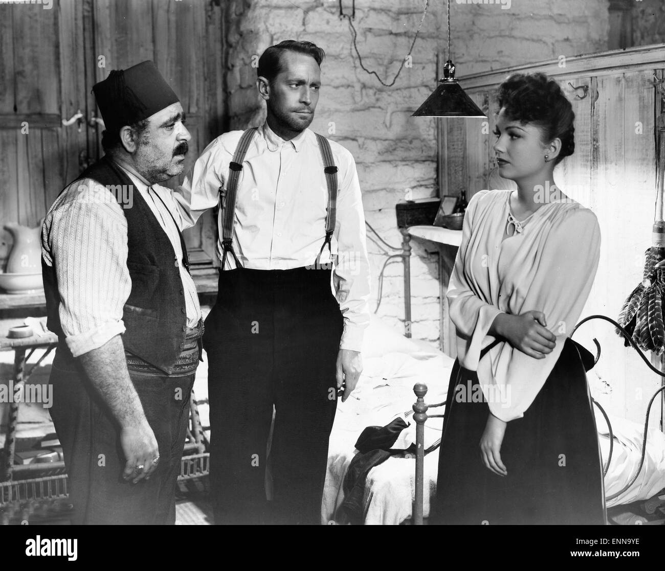 Five Graves to Cairo, USA 1943, aka: Fünf Gräber bis Kairo, Regie: Billy Wilder, Darsteller: Akim Tamiroff, Anne Baxter, Francho Stock Photo