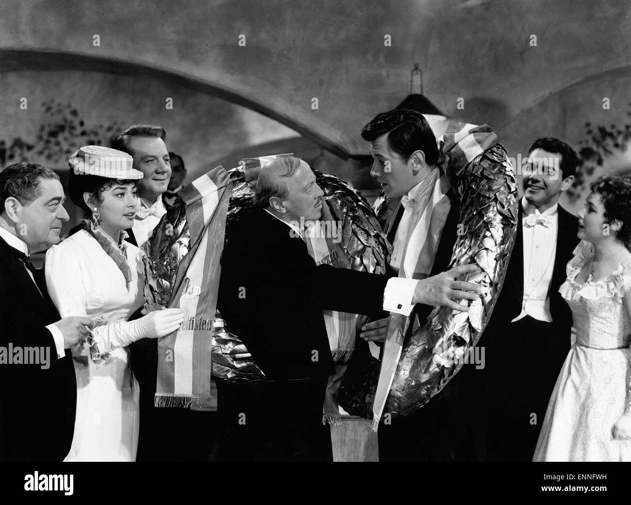 Der Czardas-König, Deutschland 1958, Regie: Harald Philipp, Darsteller: Rudolf Schock, Elma Karlowa, Sabine Bethmann, Monika Dah Stock Photo