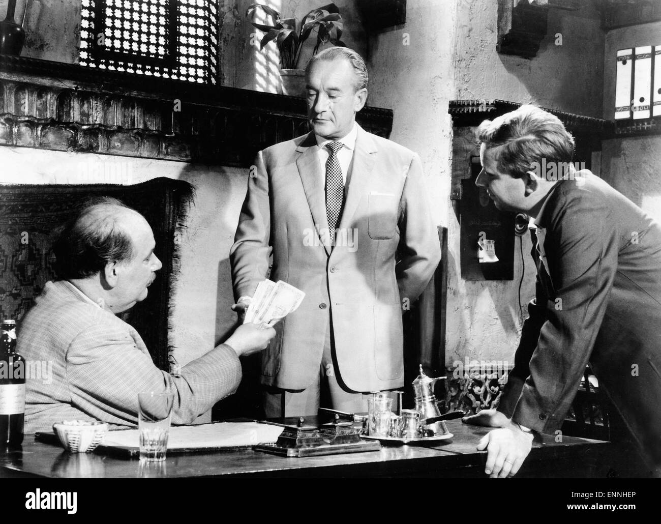 Cairo, aka: Kairo - Null Uhr, USA 1963, Regie: Wolf Rilla, Darsteller: George Sanders Stock Photo