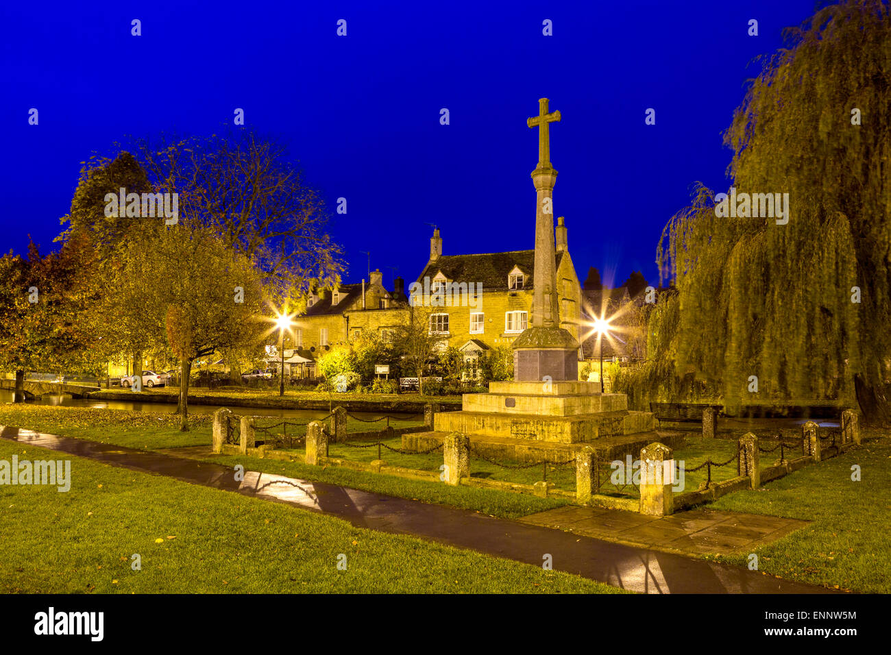 bourton on the water gloucestershire united kingdom