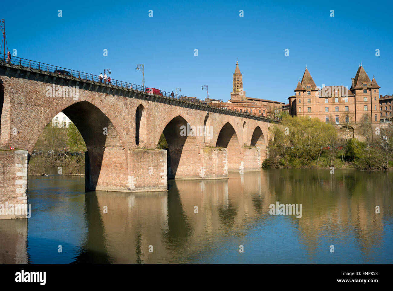 Die Brucke In Montauban Pierre Vignal main image 1