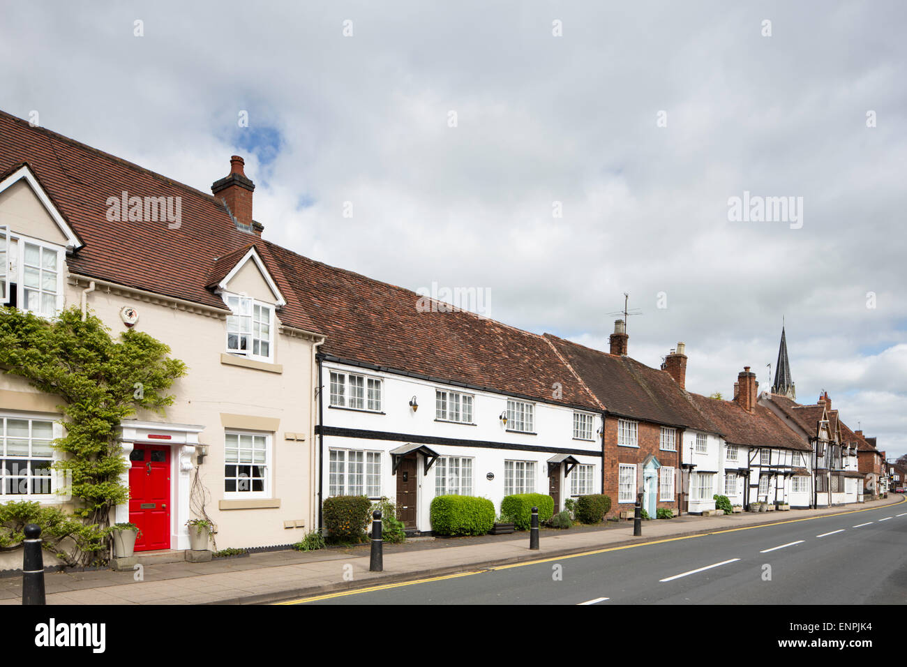 Timber frames cottages line the high street in Henley in Arden, Warwickshire, England, UK Stock Photo