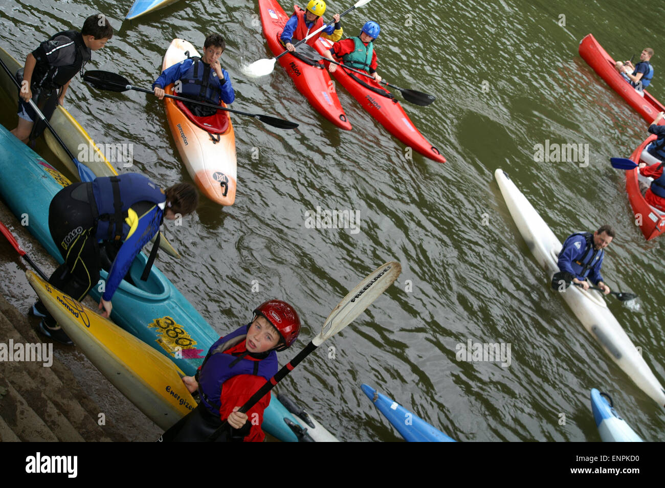 Children in kayaks on the River Wye, Symonds Yat, Gloucestershire, UK Stock Photo